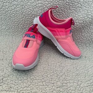 Brand new girls Fila Landbuzzer size 1